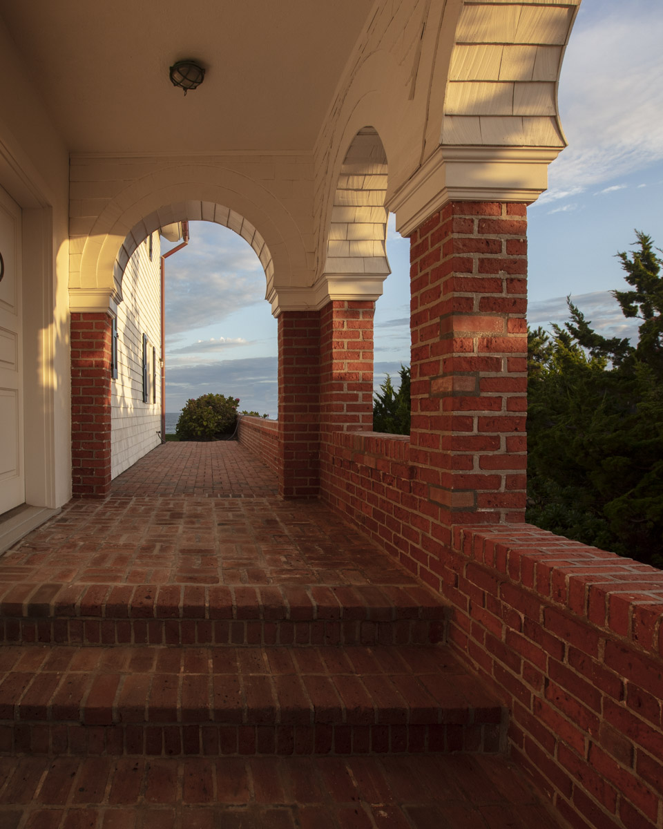 Photo of construction by Ronald Webb Builder.